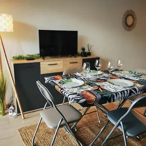 Leman Holidays - The Jungle Appartement